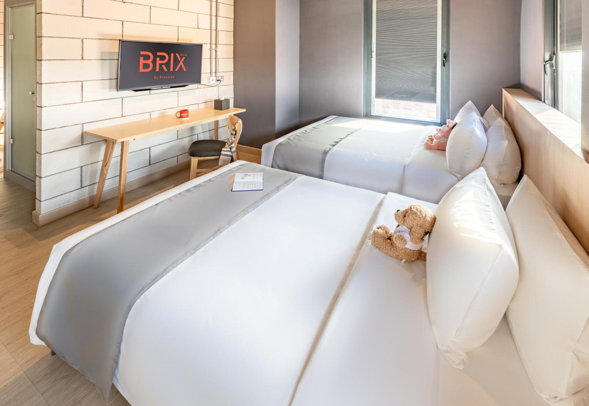 Hotel Brix Klia By Pinetree Sepang Esterno foto