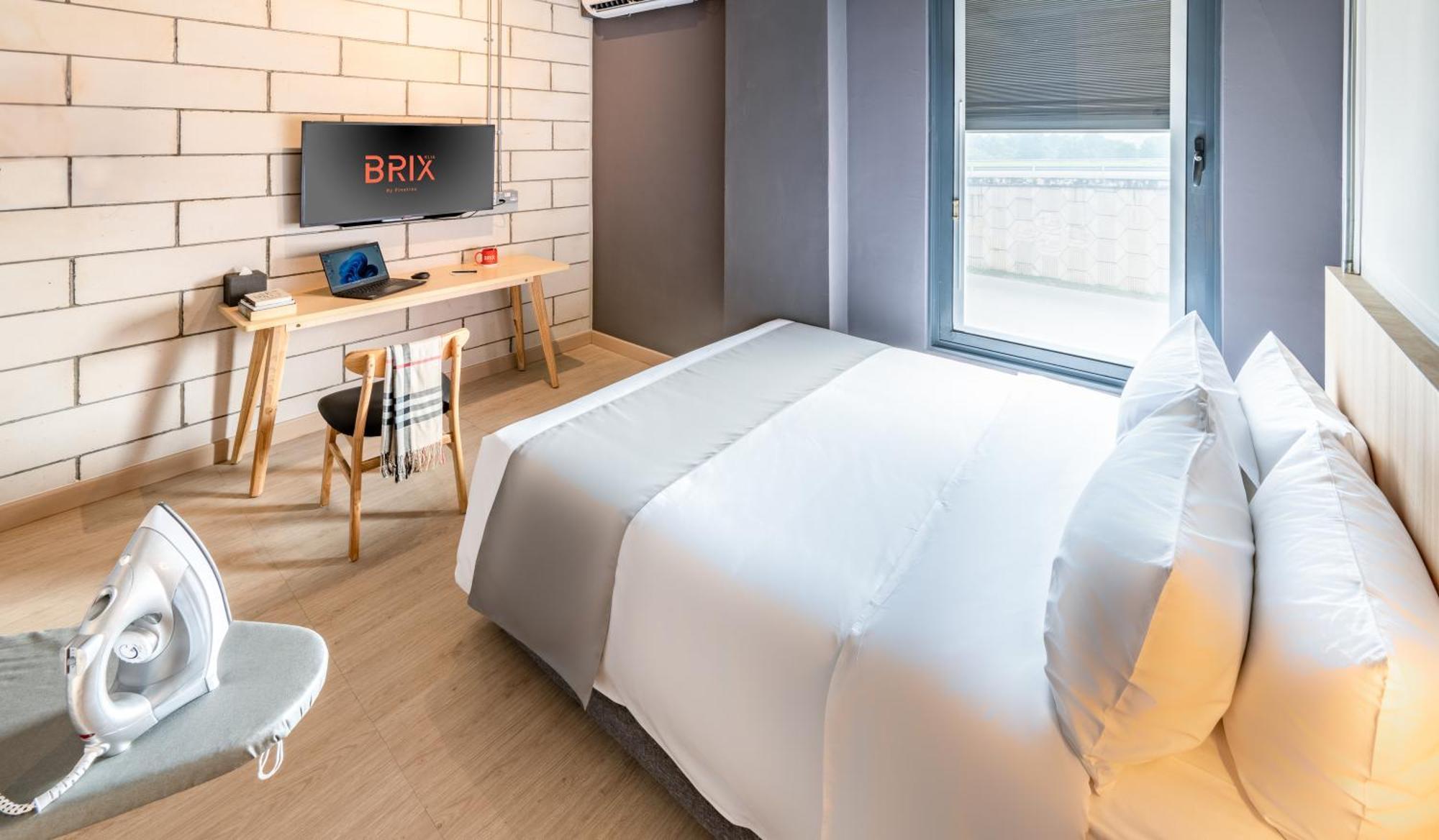 Hotel Brix Klia By Pinetree Sepang Esterno foto